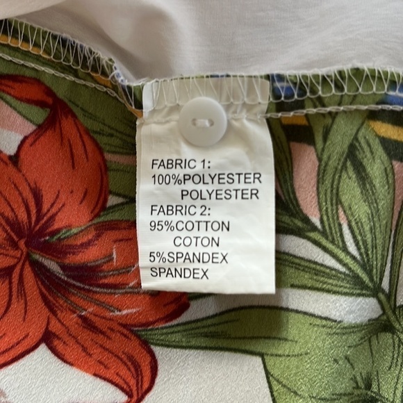 TEMPO Paris Women’s Hi Low Floral V Neck Pull Over Blouse mixed patterns M - Picture 13 of 13